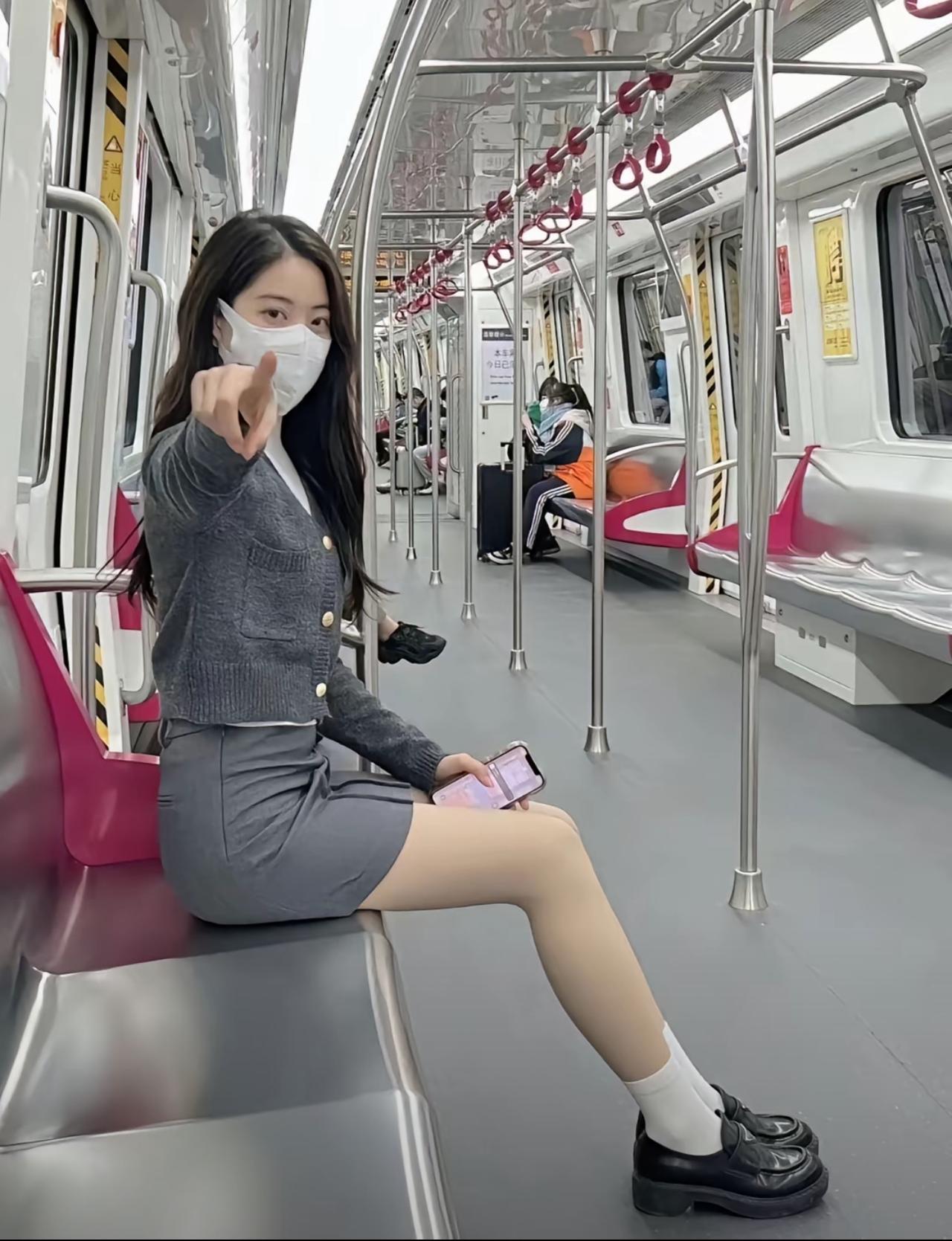 偷拍被发现了怎么办，在线等，很急….