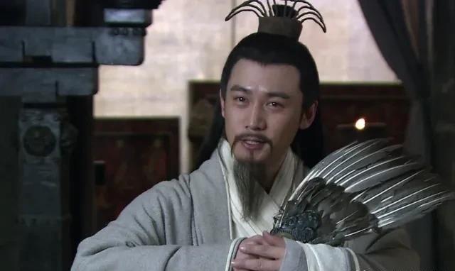 公元234年，魏延和儿子一路狂奔，马岱率部下一路追赶。没等魏延抽刀，马岱举起手中