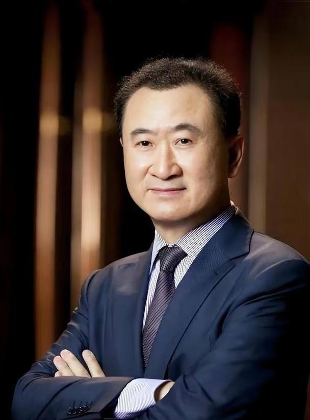 瘦死的骆驼真的比马大！背负巨额债务的王健林，又甩出一笔重磅资产回血。9月1