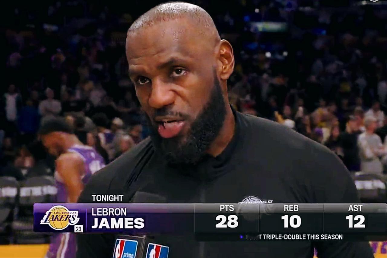 28+10+12本赛季第一次三双数据，听詹姆斯赛后都说了些什么？比赛还剩