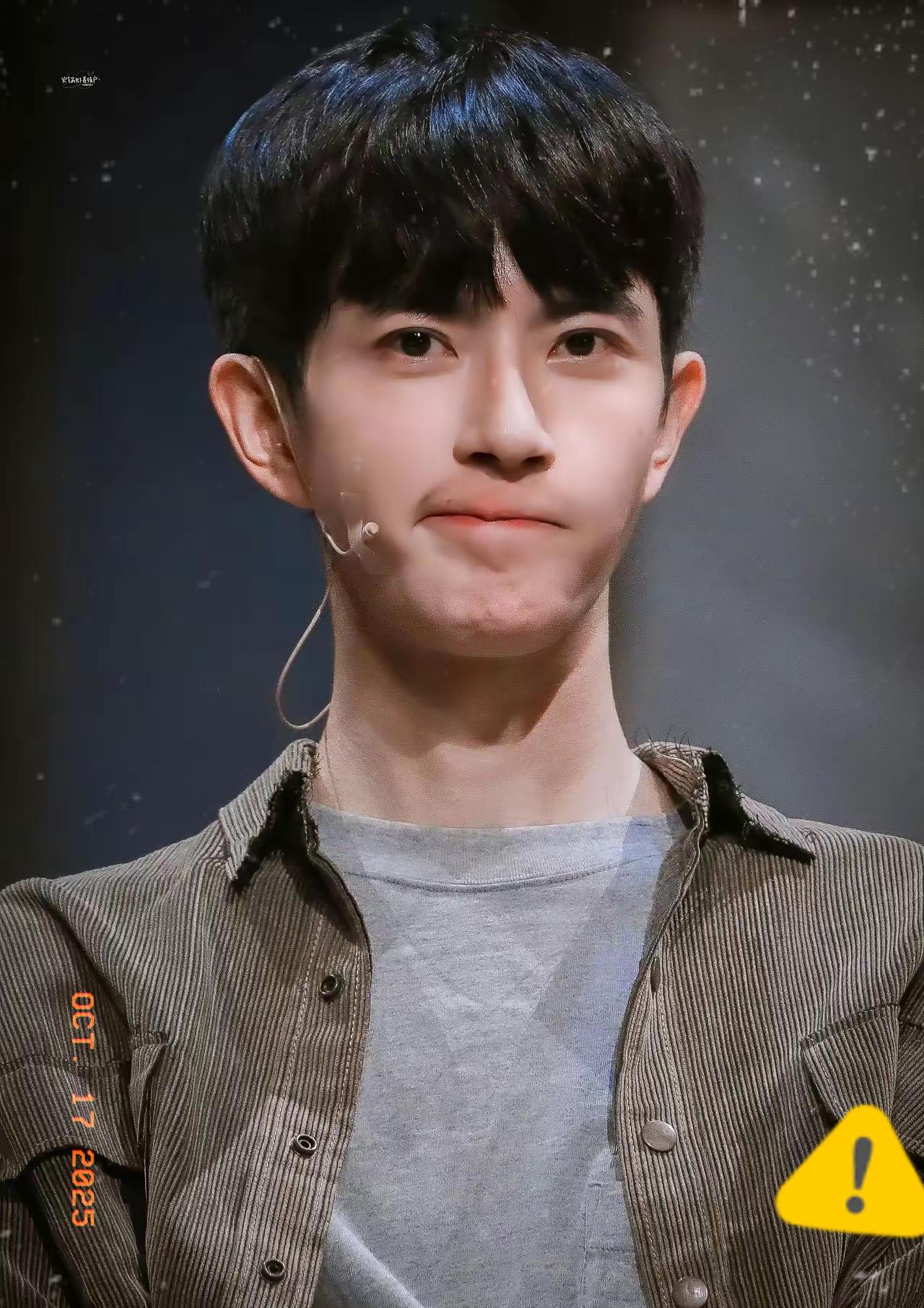 娱乐圈哪有什么奇迹？不过是两种人在硬撑！别再迷信娱乐圈的“一夜爆红”了，仔细