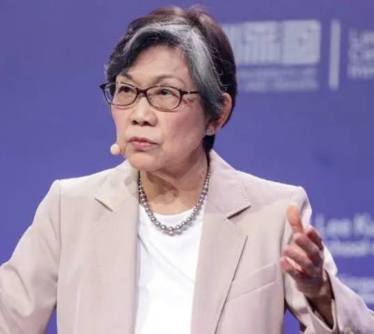 新加坡大使一语惊人：不管中国愿不愿意，全世界都已经这么看中国了！7月6日这一