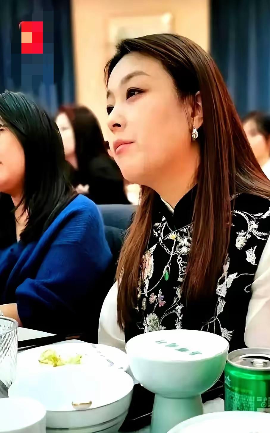 实力从不由外貌定义今天算是彻底服了。一个姑娘，长着一张人畜无害、甚至有点“