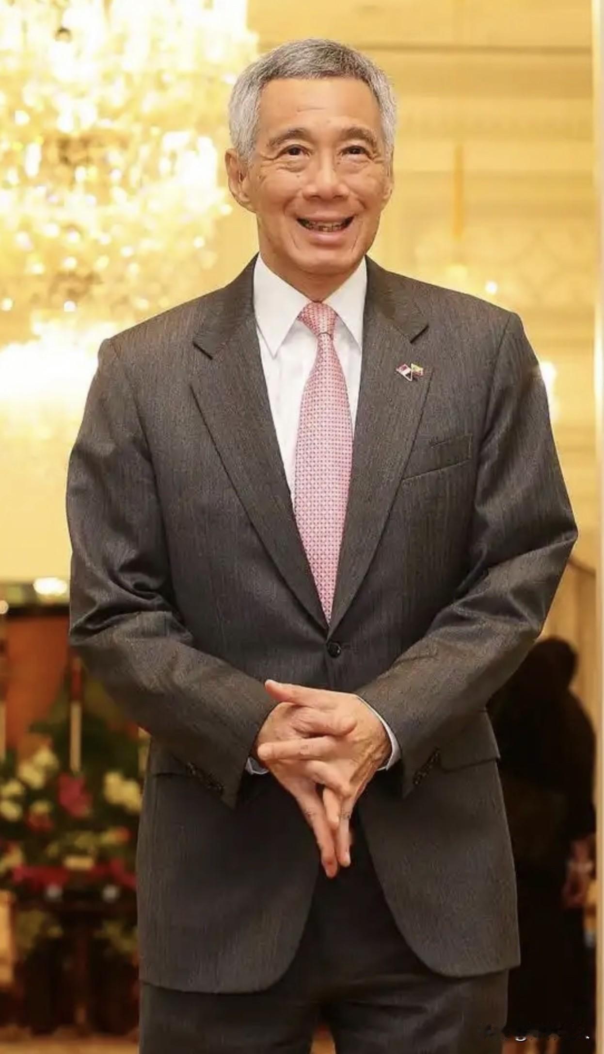 新加坡李显龙:印度将赶上并超越中国。当地时间2025年10月28日,新加坡前