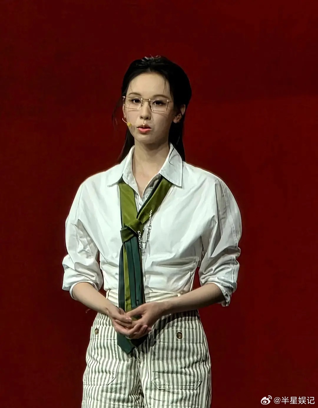 怎么没人发，陈都灵应该是很多智性恋喜欢的吧