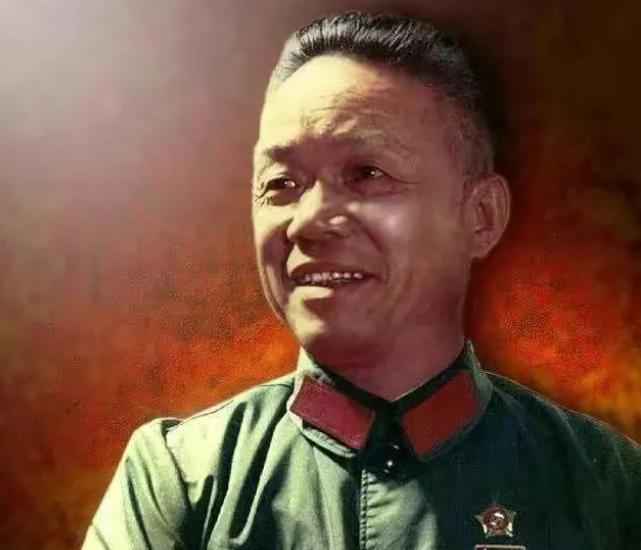 1981年冬，韩先楚站在红安破旧的县委招待所，望着满屋披着破棉絮的老乡，电话拿起