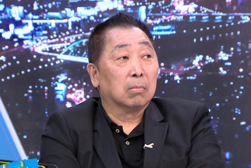 看着少康们热烈讨论“高德地图数红绿灯精确到秒”的时候，也不知道唐湘龙在想啥。