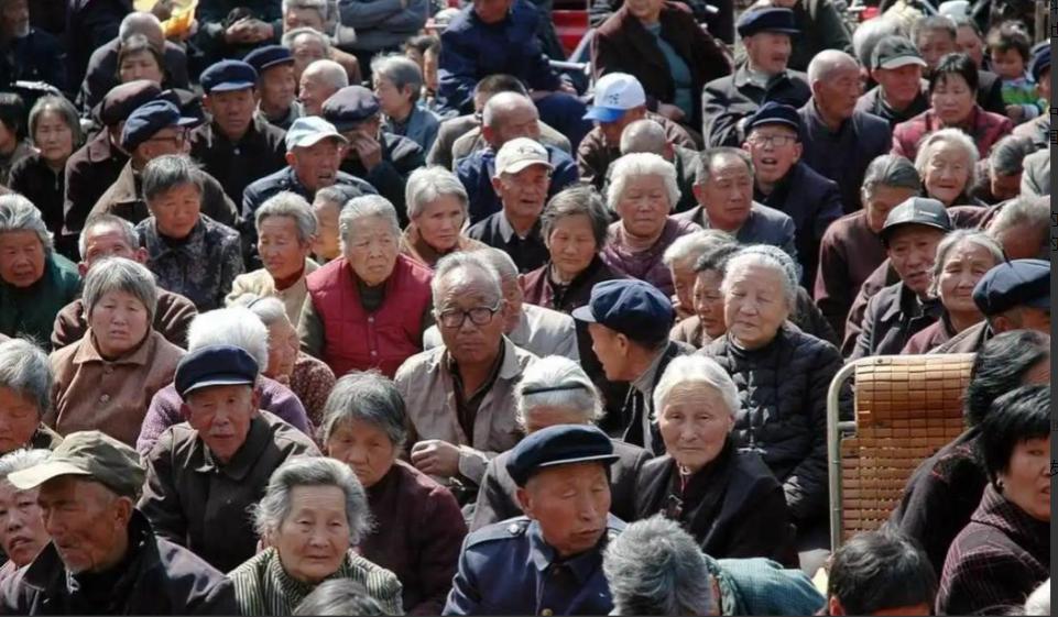 中国凭什么？101个成功13个！中国能成为第14个跳出“中等收入陷阱”的国家吗