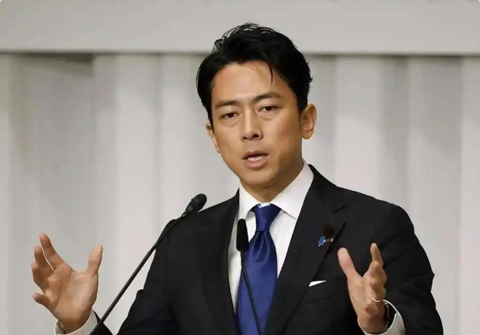 生怕惹怒中国、俄罗斯，日本防卫大臣第一时间否认！9月5日，日本防卫大臣小泉进次郎