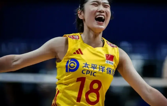 如果第四局后半局把自由人换成王梦洁，中国女排就大概率可以3：1战胜保加利亚女排了