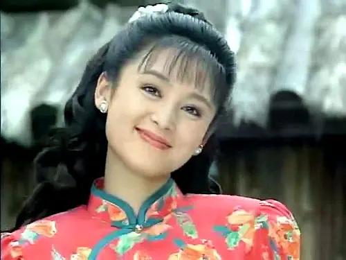 陈红和陈德容都是我喜欢的女演员。两个人是两种审美，都是一代人心中的女神。陈