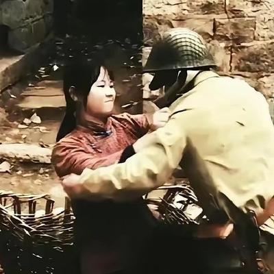 1940年，日军凌辱了村民宋大海的妻子，他却转头邀请日军喝酒。就在日军喝到大醉时