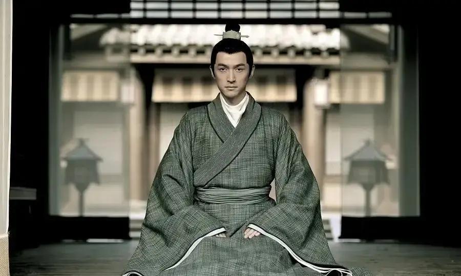 别再被假权谋剧骗了。《琅琊榜》和《长安十二时辰》爆火，关键居然不是谋略。它