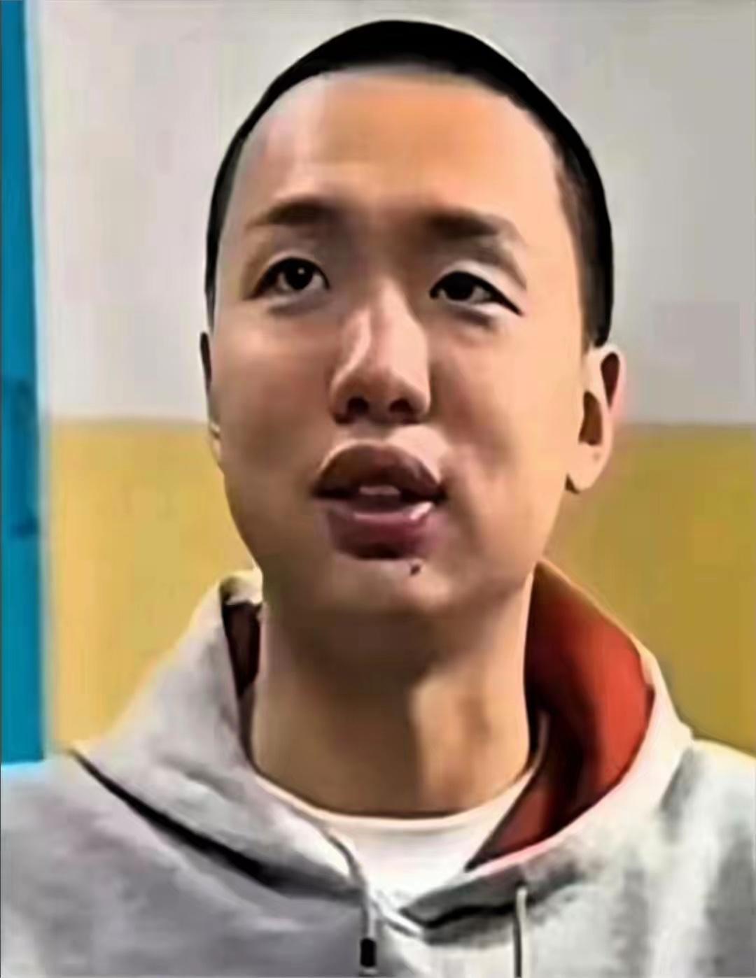 谁能想到，伟人后代的日常居然这么接地气！昨晚和老同学吃饭听来的事儿，彻底刷新了我