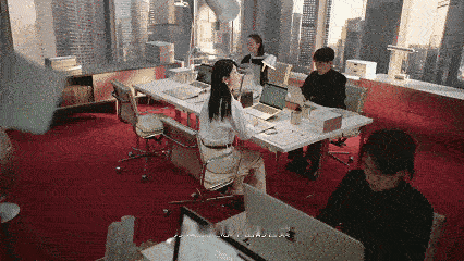 永远可以相信杨紫的眼神戏有人说杨紫的眼睛会说话，确实如此。三个场景，三种眼神，