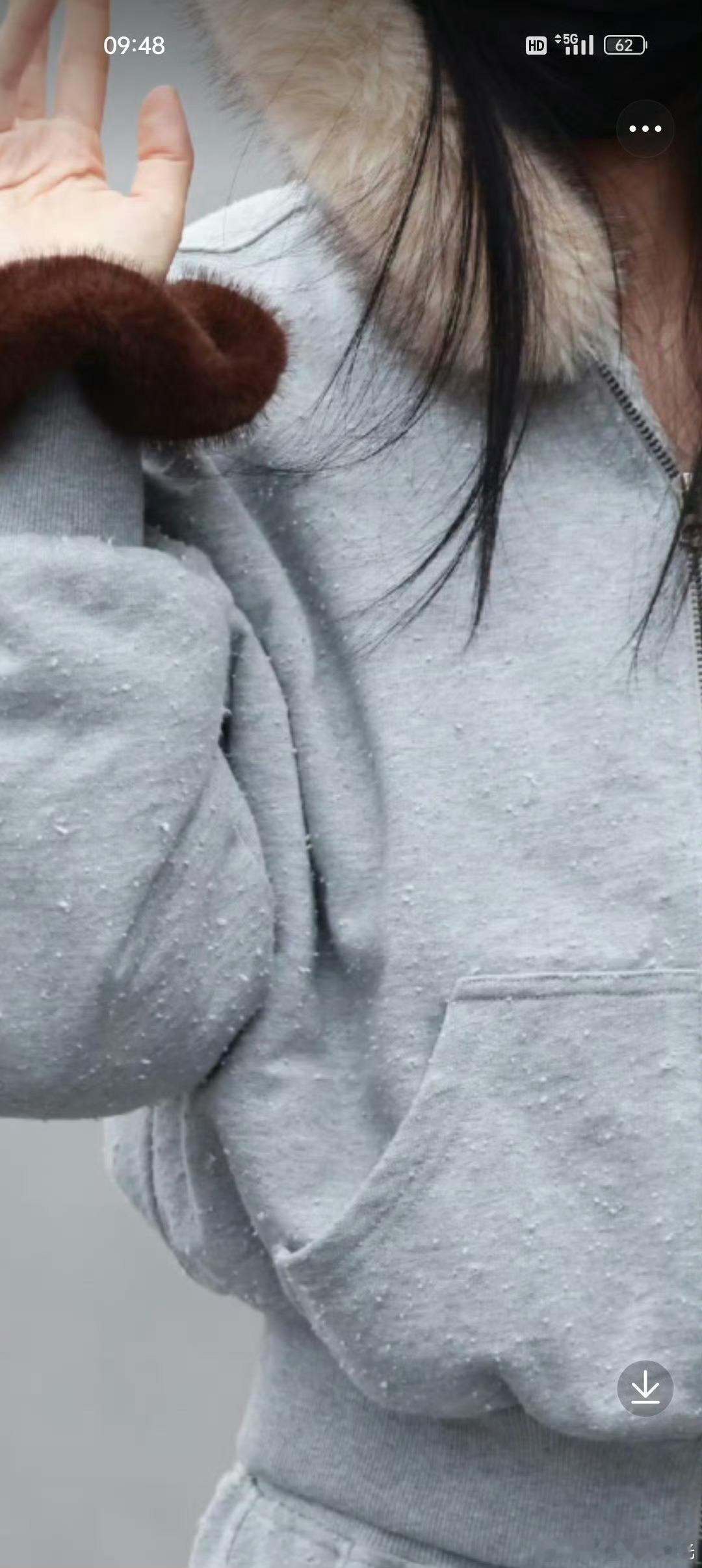 虞书欣衣服起球虞书欣衣服起球了网友都是火眼金睛看物料，他们发现虞书欣的衣服起球