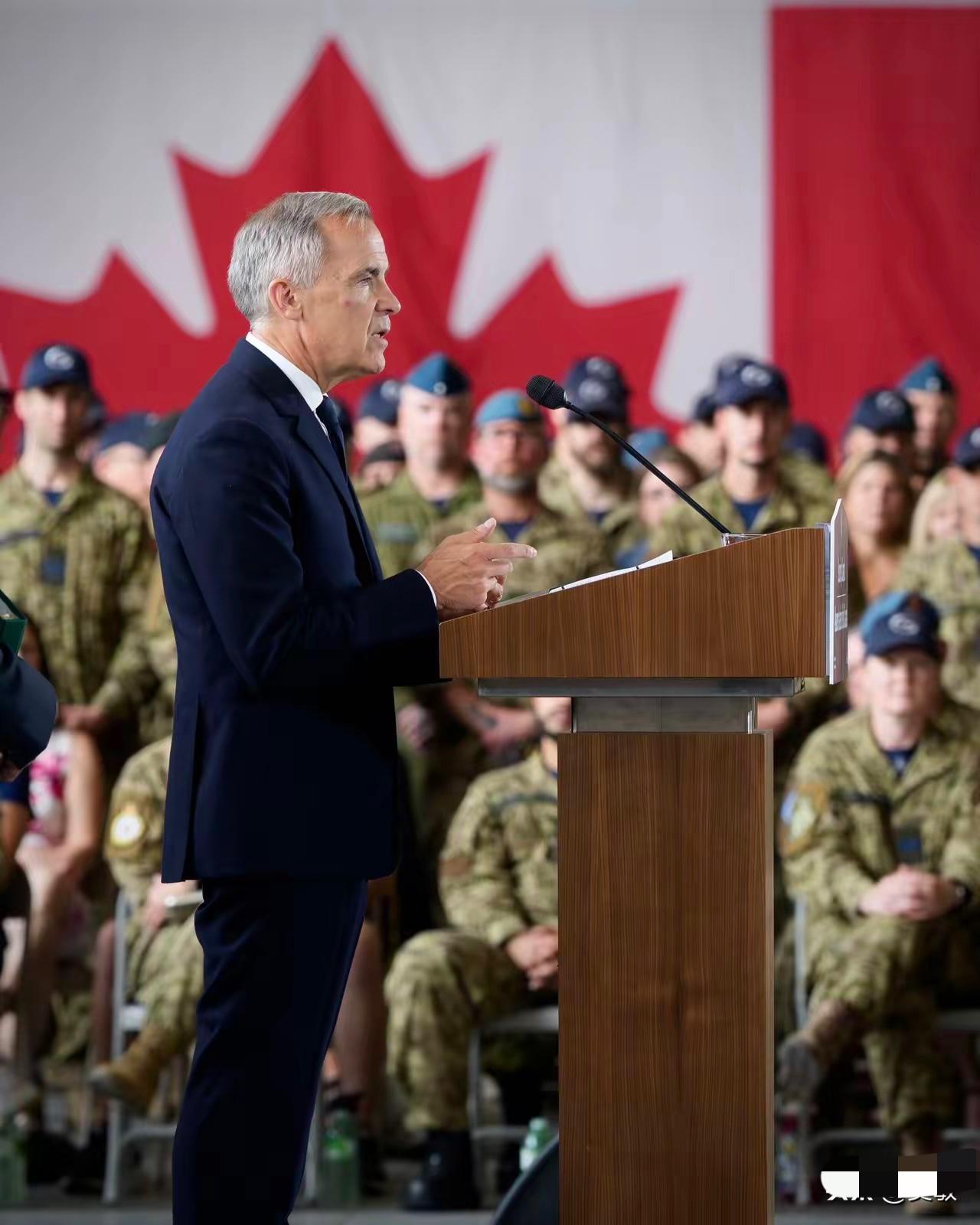 春节刚开年，中加关系就甩出王炸！中国直接给加拿大免签大礼包，加拿大也主动示好，这