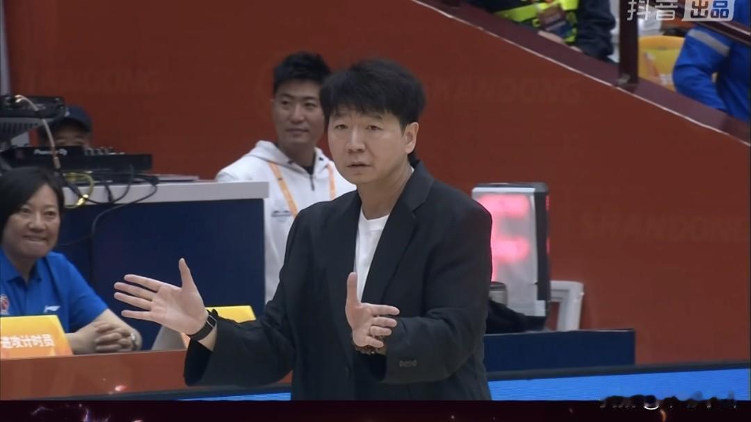 CBA第40轮北汽客场92-76胜山东。4月17日晚，CBA常规赛第40轮