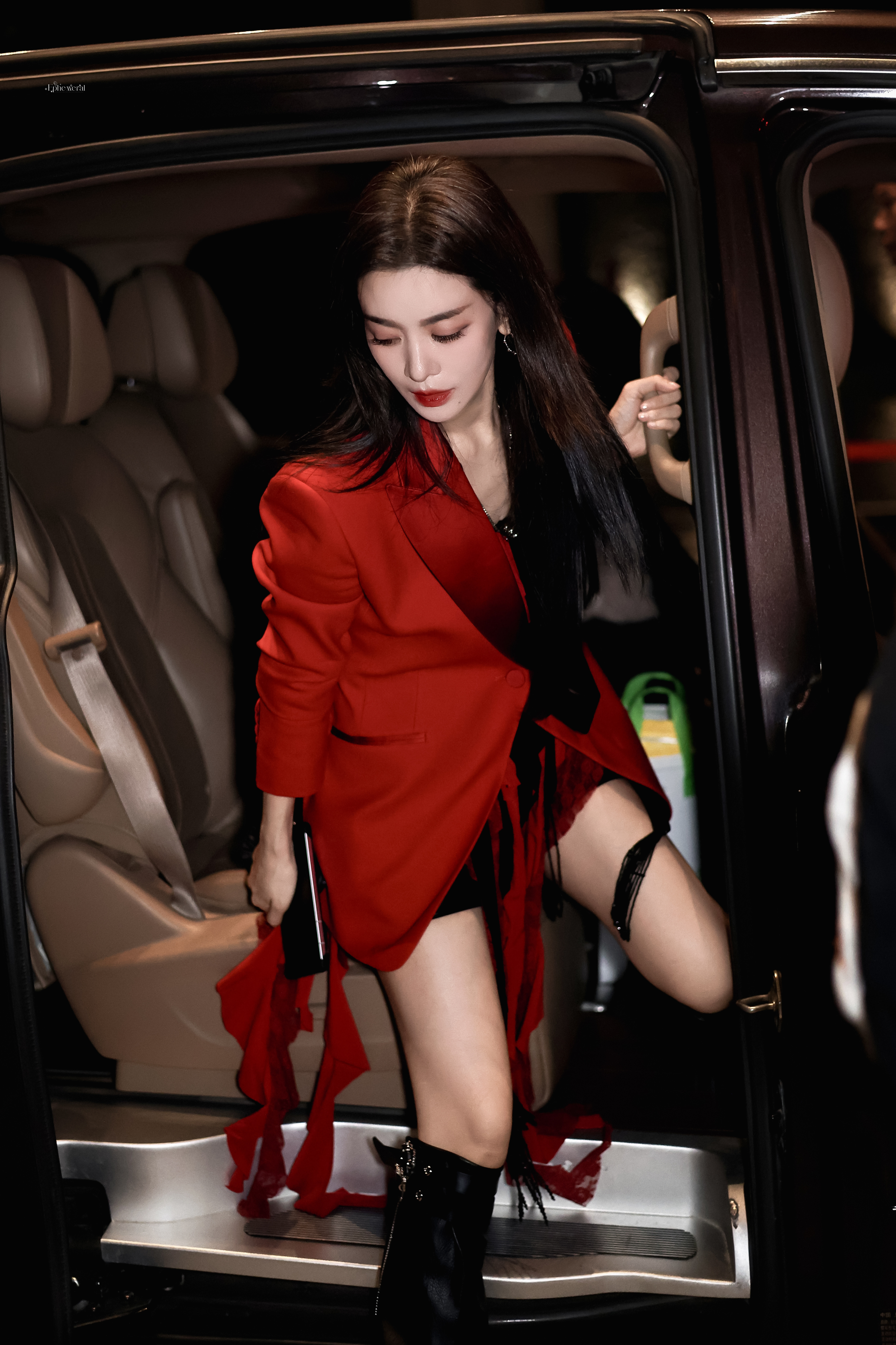 李晟下车神图有了【李晟】卧槽妈妈我心空了