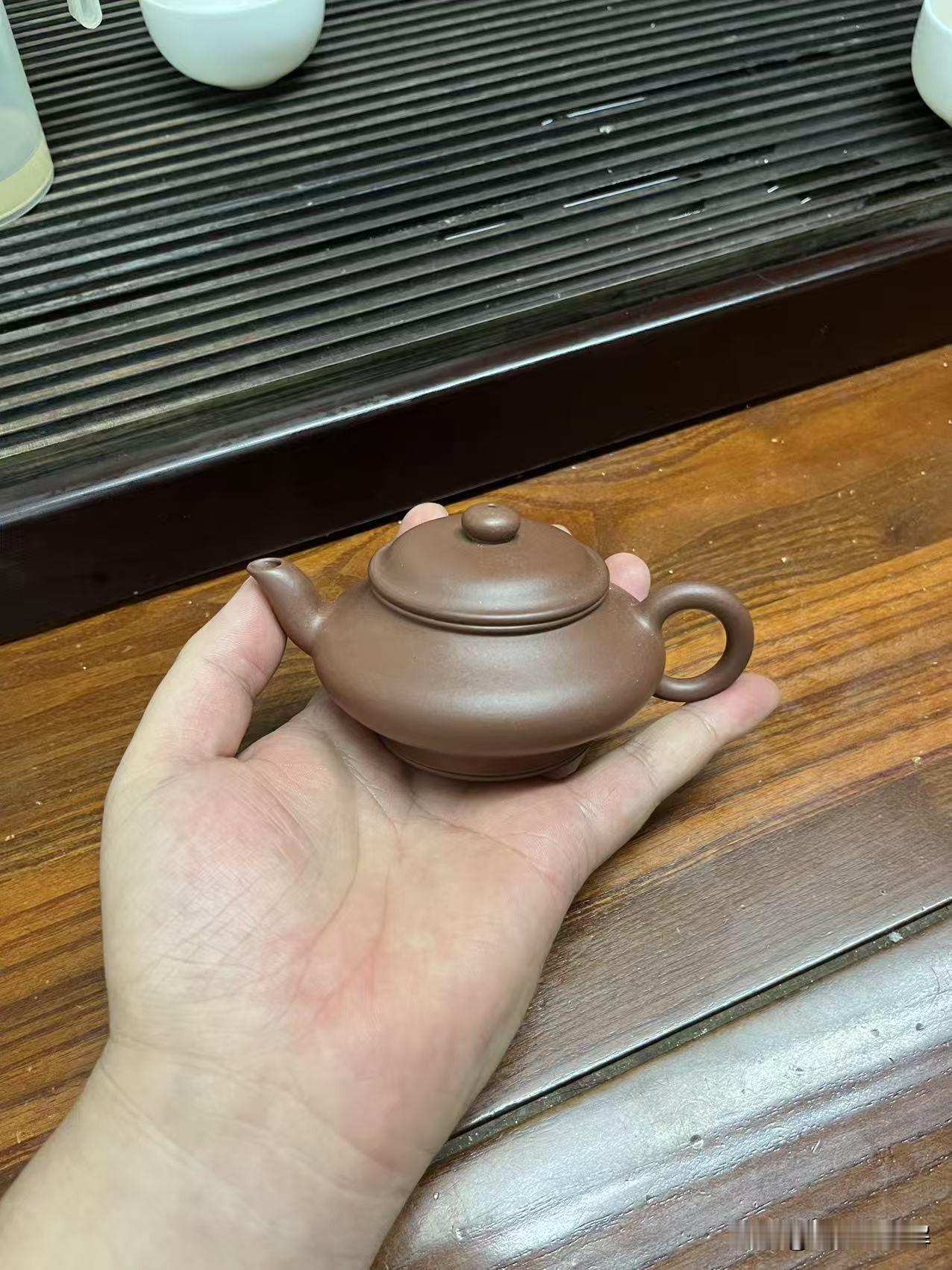 紫砂壶为什么要烧两遍？“整口”工艺，别再误把好壶当瑕疵品！今天跟壶友们聊一下，
