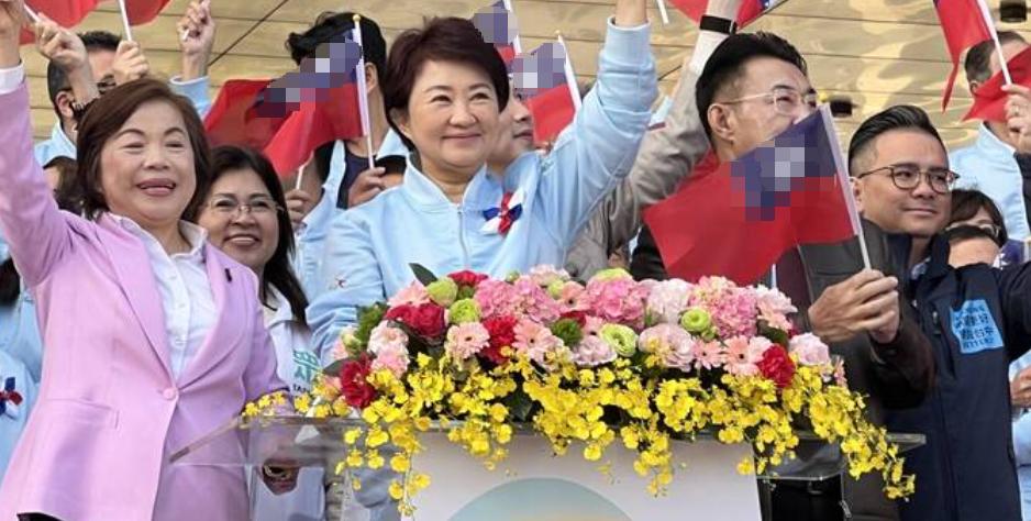 任内最后一次主持元旦升旗卢秀燕：担任市长到最后一秒今天（1日）上午台中市举