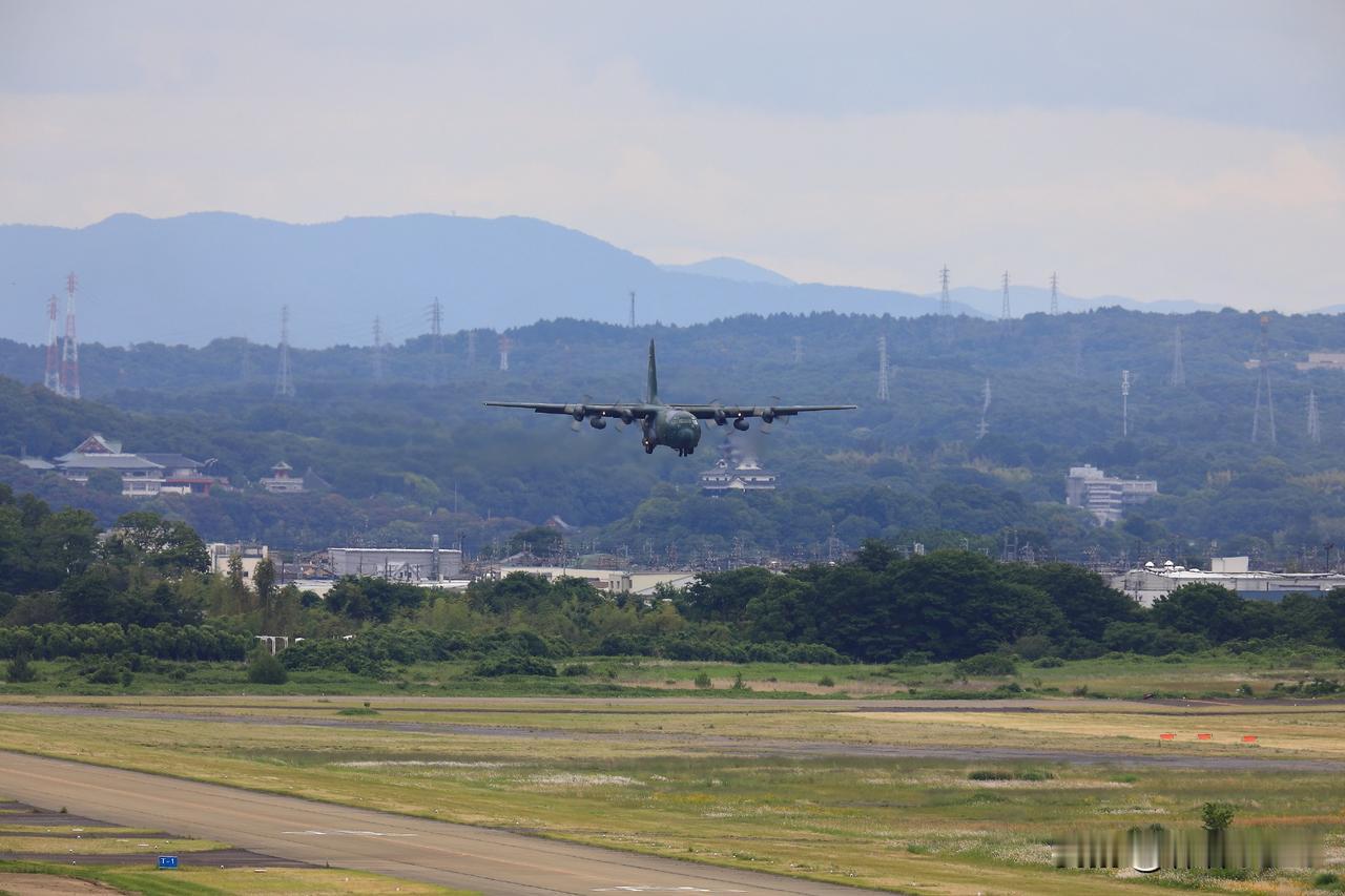 时政观察员5月27日日本航空自卫队第1运输航空队所属第401飞行队C-130H运