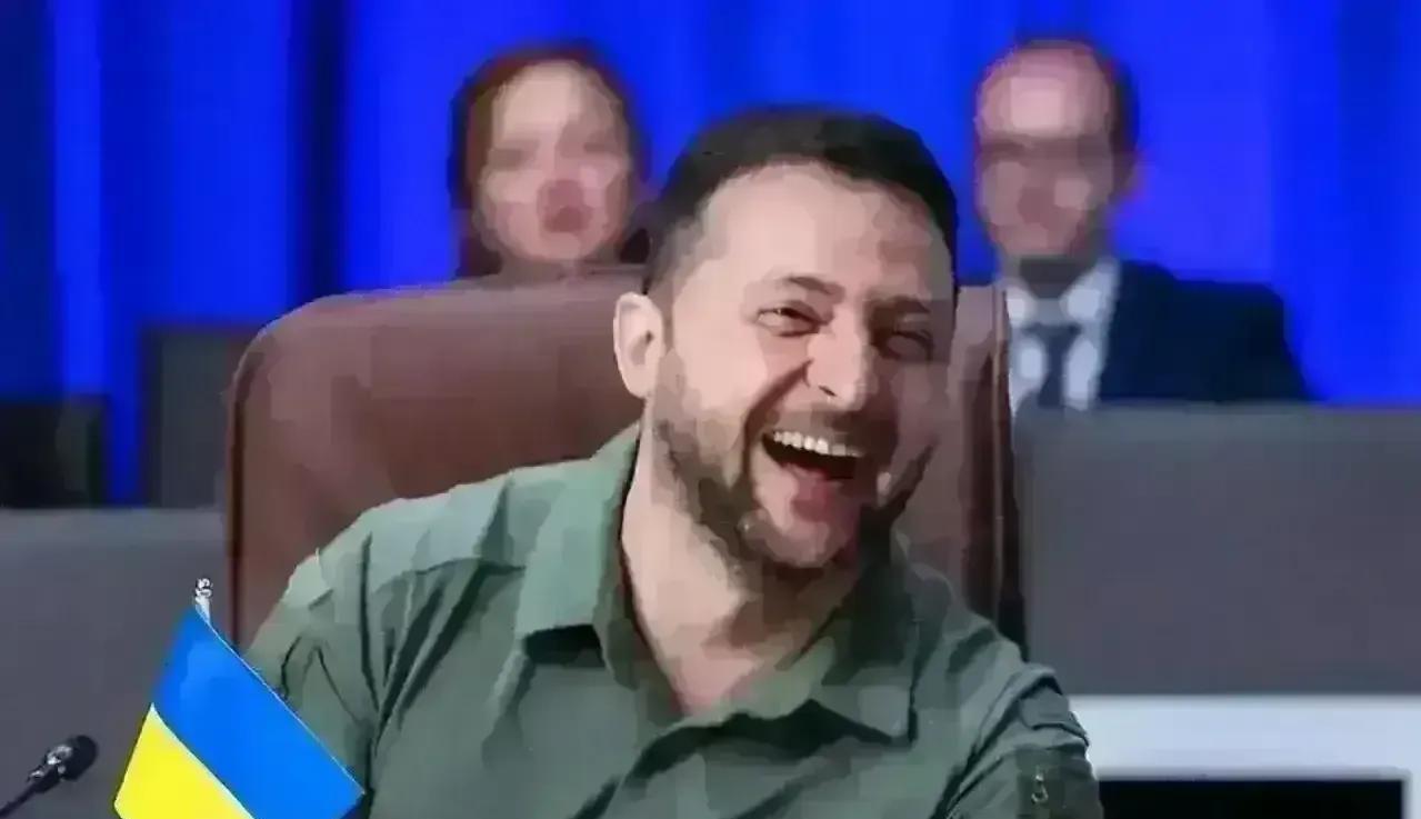 前脚美国情报部门称，俄军将发射奥列什尼克(Oreshnik)导弹摧毁性打击基辅。