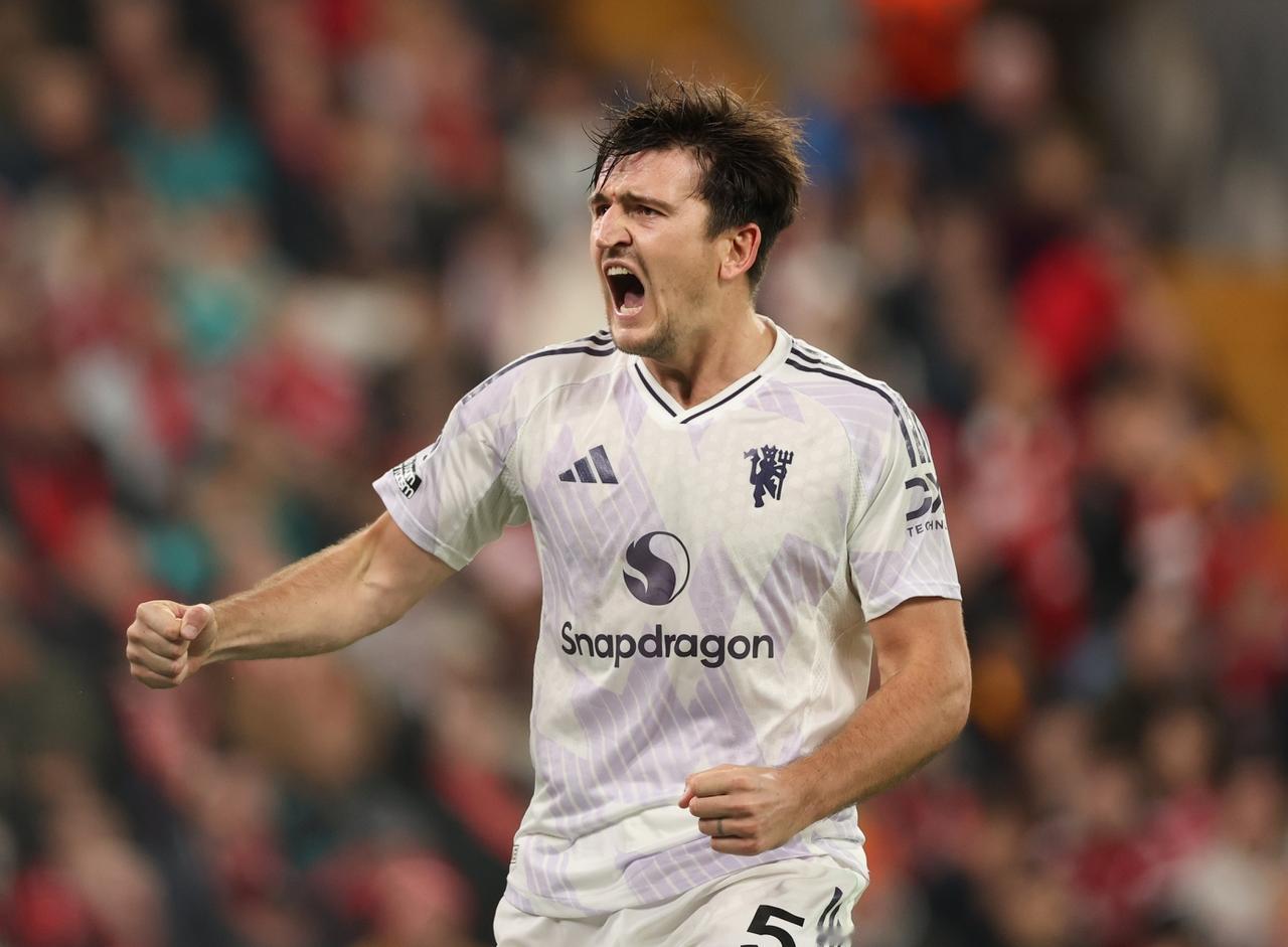 欧洲转会新闻播报！★蓝色航母！马奎尔与曼联的合同今夏到期，切尔西有意引进他，