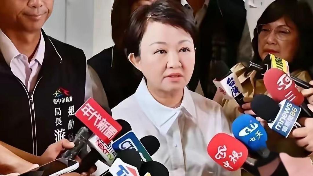 局势反转！尹乃菁突然放弃离职，重磅翻出卢秀燕20年前旧账岛内政坛近期风波不断