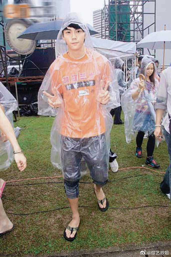 陈伟霆曾5年没工作一些偶像时候的好命哥，这都没工作真是离谱啊