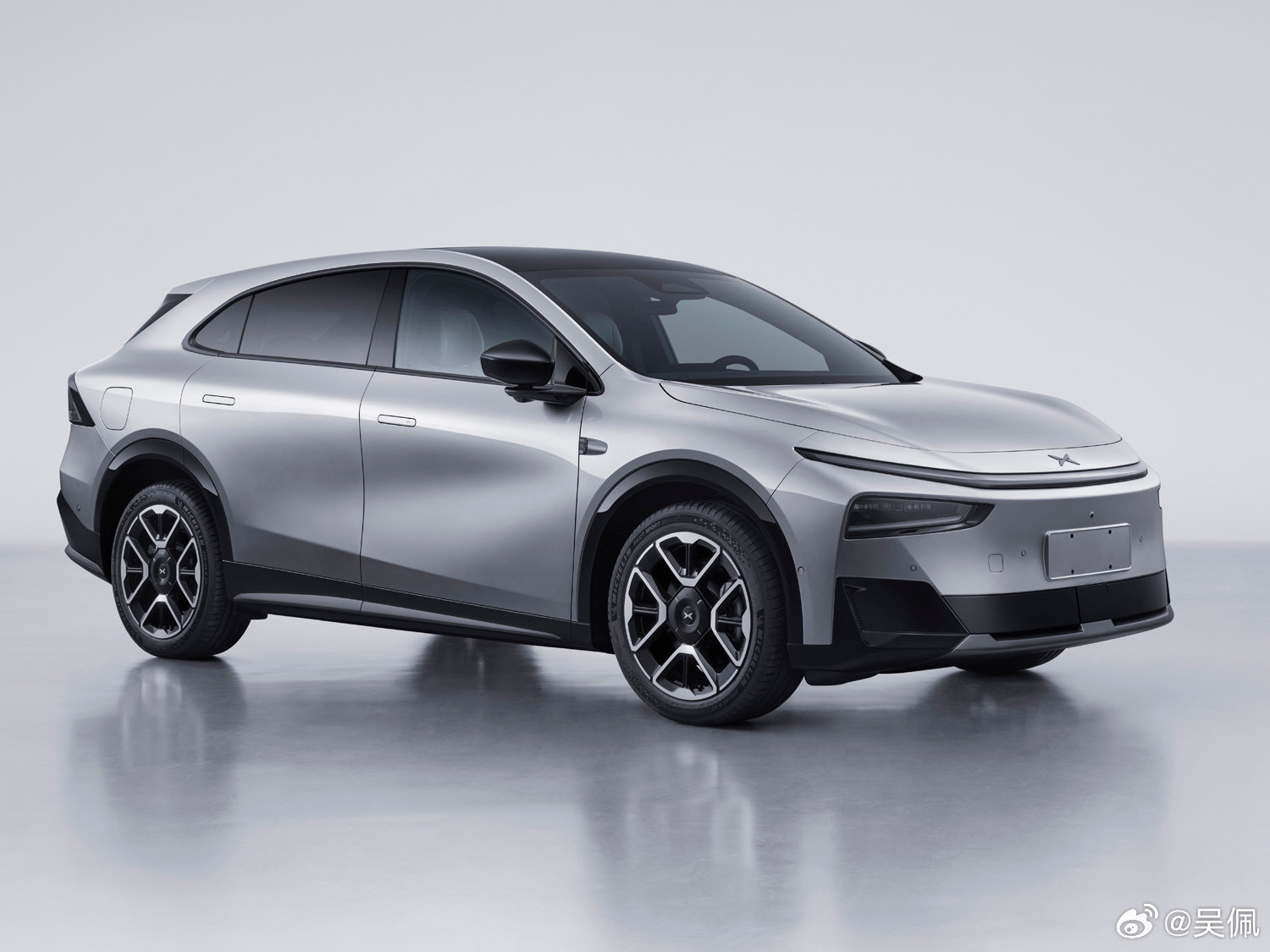小鹏G7增程版来了：1.5T发动机，最大功率110kW；磷酸铁锂电池55度，纯电