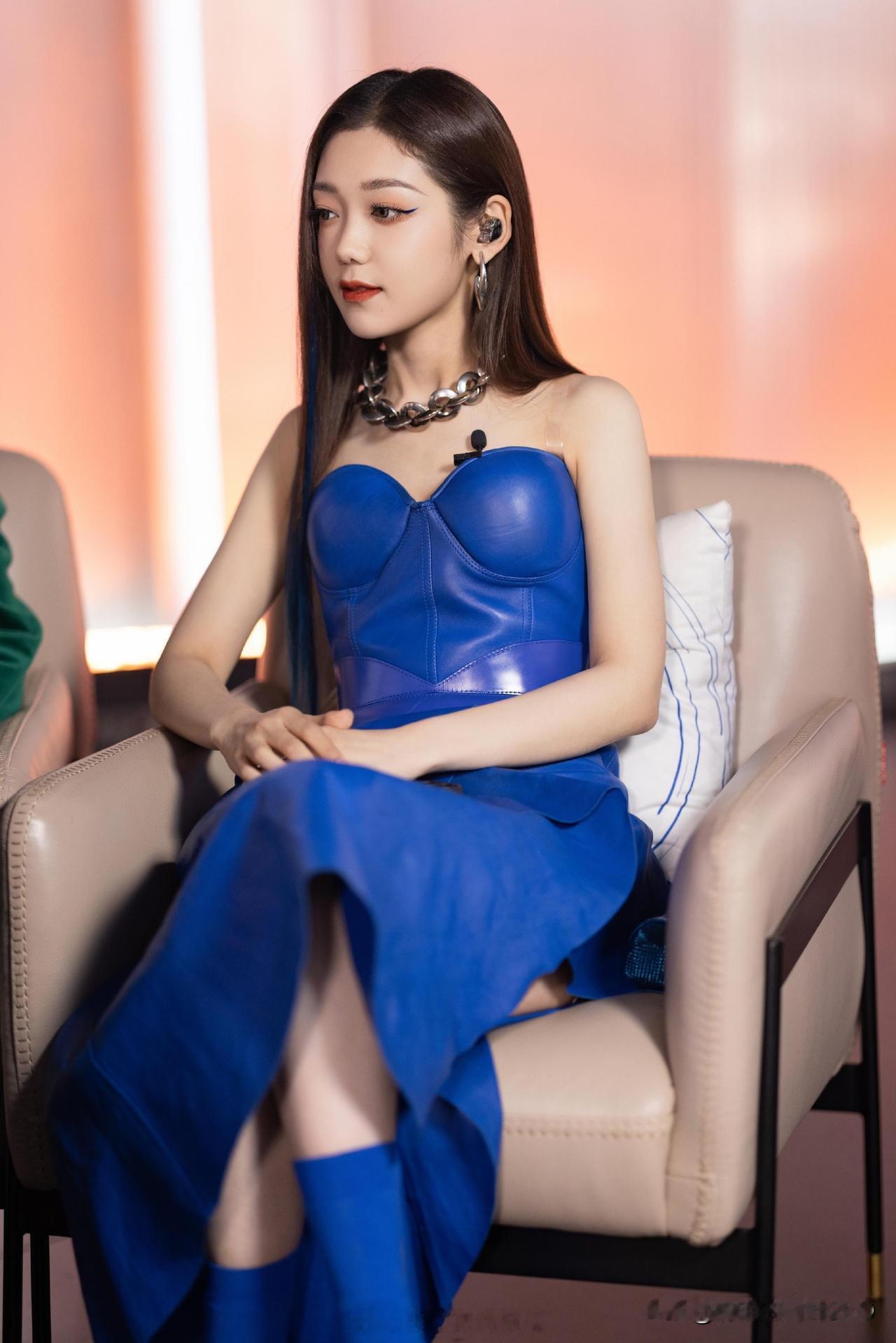 希林娜依高舞台魅力美图