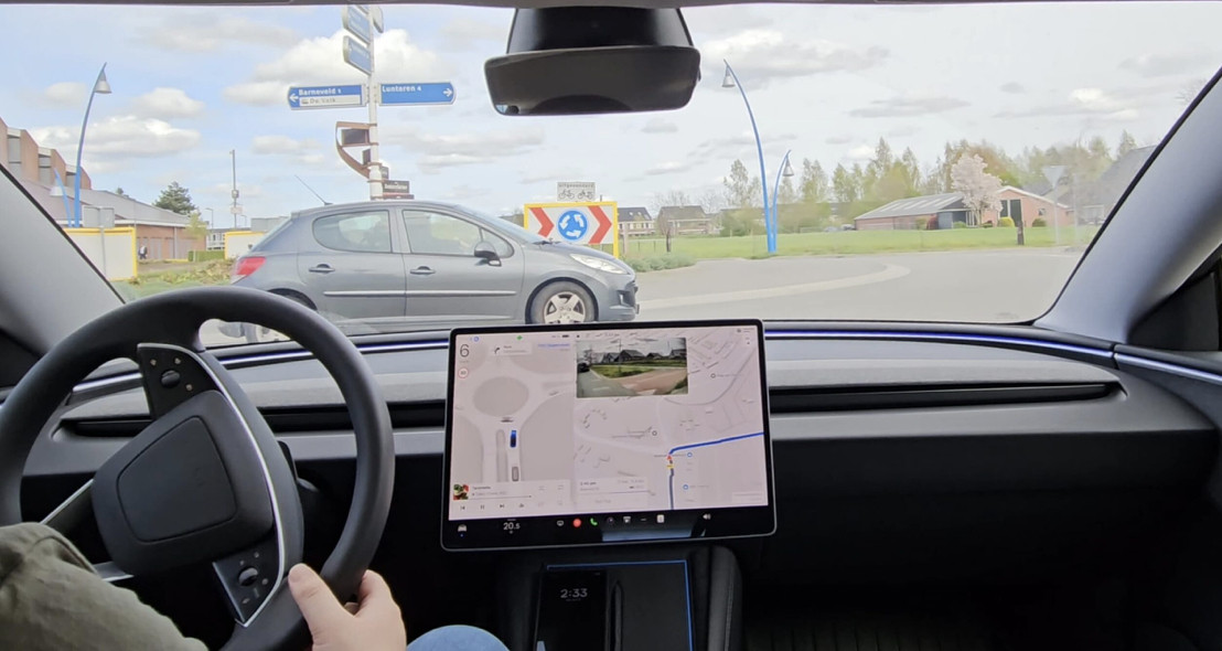 特斯拉FSD欧洲体验反馈：完美无瑕特斯拉FSD已在荷兰获批，少数欧洲的车主和KO
