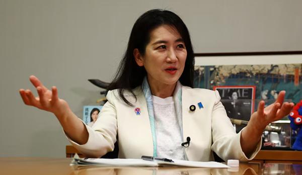 【#日本因特朗普的言论而开始重新考虑核武器#】“特朗普的言论引发震惊，迫使日本