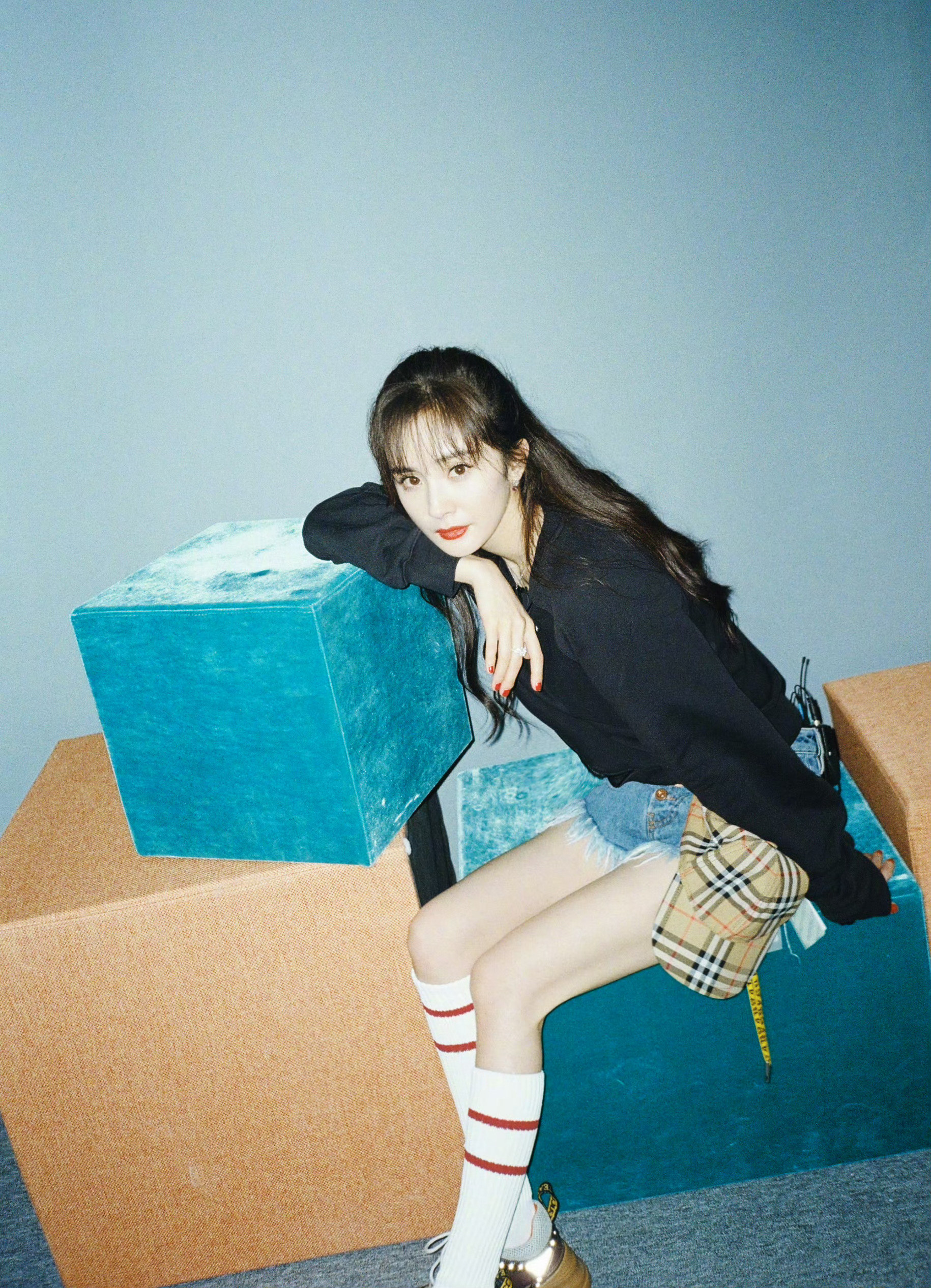 杨幂佩戴伯爵高级珠宝的女王