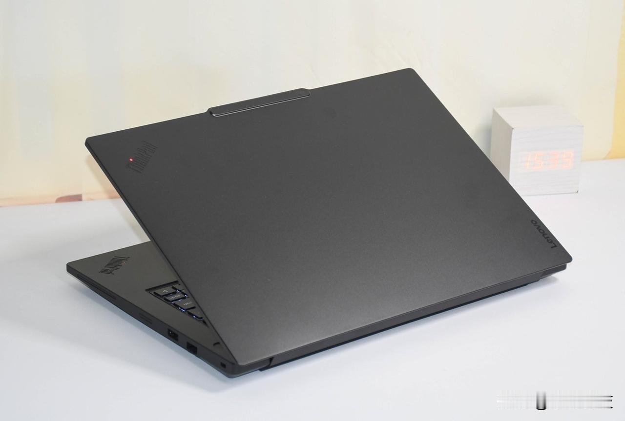 thinkpad哪个系列最好ThinkPad笔记本没有最好，只有更适合自己的系列