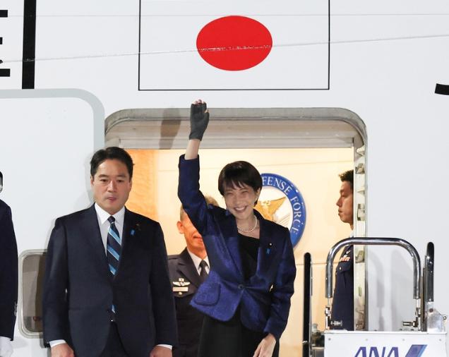 高市早苗可能做梦也没想到，自己在白宫苦苦经营的“黄金时代”梦幻，被特朗普的玩笑话