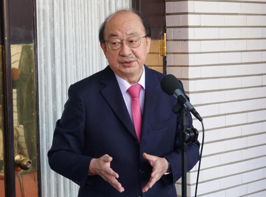 任职近30年！柯建铭宣布2028年退休，身后争议待理清！柯建铭说，这