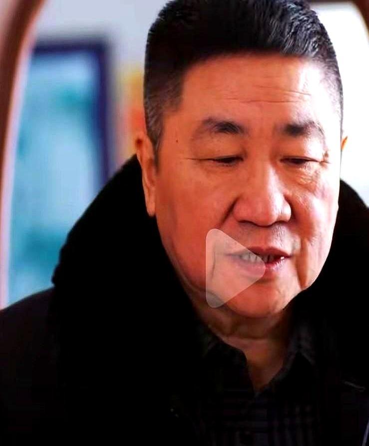 乡村爱情18看到一半，真想冲进屏幕给刘能一巴掌。为了拉点投资，他竟当着杨晓燕的面