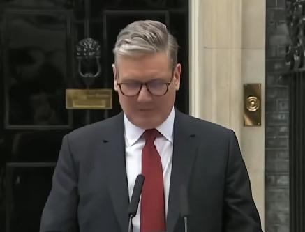 英国首相斯塔默将在下个星期将要访问咱们国家，这个是时隔多年英国首相再次访问中国！