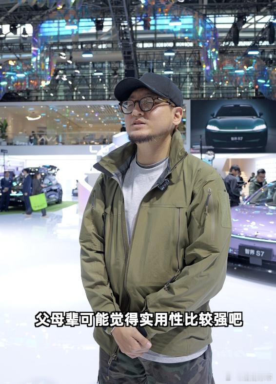 智界都两周年了，时间真快。记得刚发布时就关注它，现在R7交付量破10万，说明市场