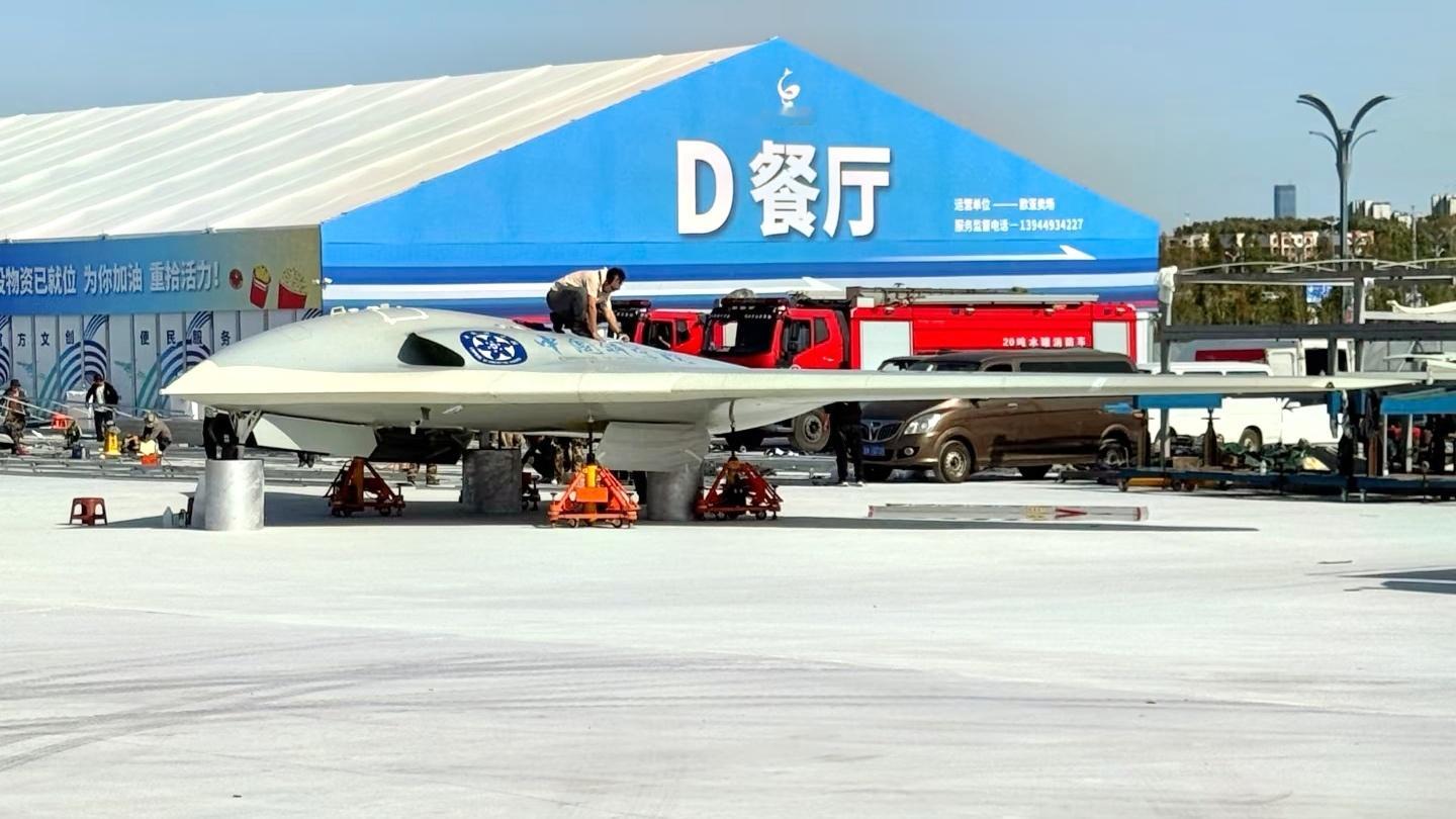 长春航空展，中国科学院的隐身飞机？图源网络。​​​