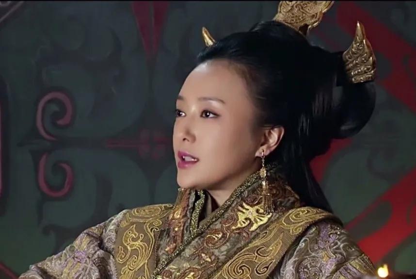 公元前193年，齐王刘肥到长安觐见。汉惠帝设宴迎接，并说："你是大哥，应该坐上座