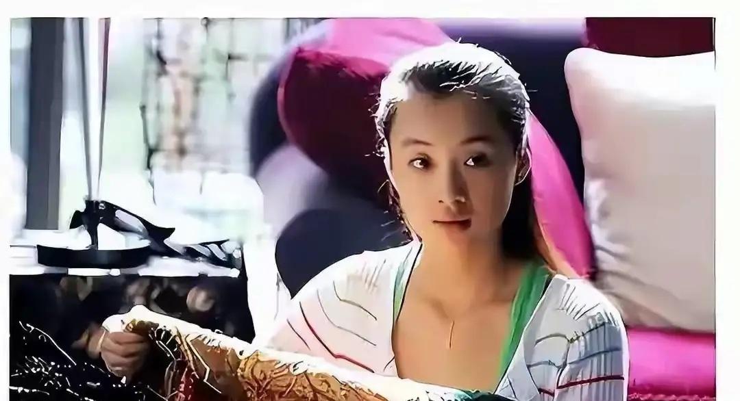 原来李小冉现在的老公徐佳宁，竟然是徐梵溪的前男友，从结局来看，徐佳宁一直拿徐