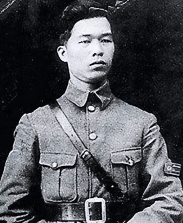 1942年，宋美龄让戴笠秘密除掉王世和。戴笠听到名字，后背瞬间冒冷汗，马上向蒋介