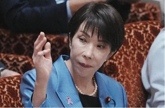 基本锁定胜局后，高市不演了，准备建立“日军”：请大家让我修宪 2月3日共同社