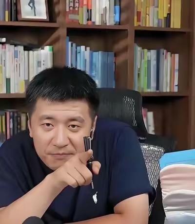 终于明白在张雪峰走后，作为接班人的武亮为什么不被看好了？其实很简单，不是