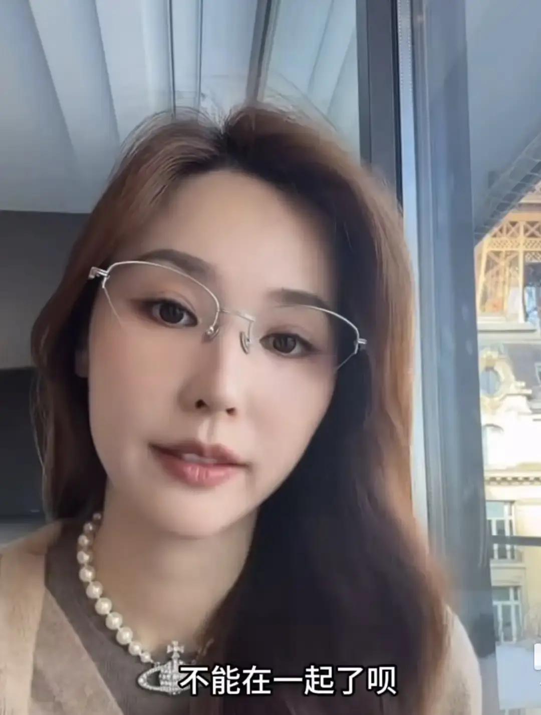 吴佳妮昨晚开直播，大大方方聊起跟马景涛的旧事。她说俩人2017年就悄悄办了手