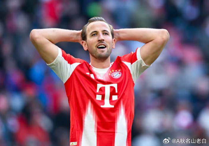 据《图片报》报道，拜仁队主力前锋凯恩的身体状况表示担忧。从英格兰队训练营传出的消