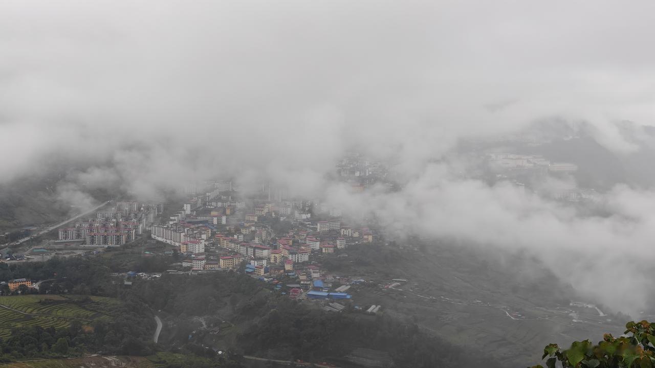 [环国行摄】第三阶段西部篇D55天总第110天：墨脱~鲁朗镇1.路线：墨脱县~